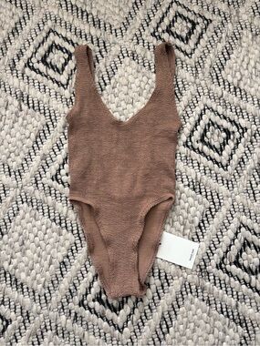 bond-eye Brown Crinkle Scoop-Back High-Leg Low-Back One-Piece Swimsuit